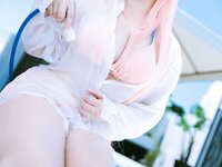 [Cosplay][Shooting Star’s] SAKU サク - Welcome Summer (Blue Archive)