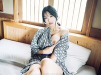 [Moon Night Snap] Yunjin - Digital Photobook (+S.Ver)