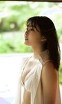 [Weekly Photobook] Sakina Tonchiki 頓知気さきな - Summer goldfish 夏の金魚 (2021-08-16)