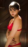 [Weekly Photobook] Sakina Tonchiki 頓知気さきな - Summer goldfish 夏の金魚 (2021-08-16)