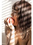 [Photobook] 若宮穂乃 オフィシャル写真集 欲望がみたされるカラダ