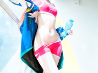 [Cosplay] KuukoW クー子 - Shizuka Mikazuki (Zom 100 Bucket List of the Dead)