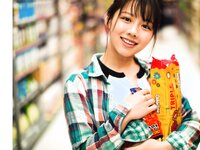 [Photobook] Miho Watanabe 渡邉美穂 - 1st Photobook Hidamari 陽だまり (2019-01-17)