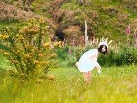 [Photobook] Miho Watanabe 渡邉美穂 - 1st Photobook Hidamari 陽だまり (2019-01-17)