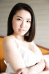 [Photobook] 瀬名ひかり 極上ボディを持つ美巨乳妻