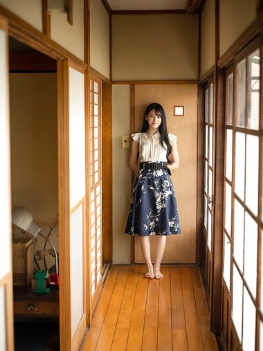 [Graphis] 2022-05-27 Umi Yatsugake 八掛うみ 『 Girl like a doll 』 SET 01 [20P 22.8 Mb]