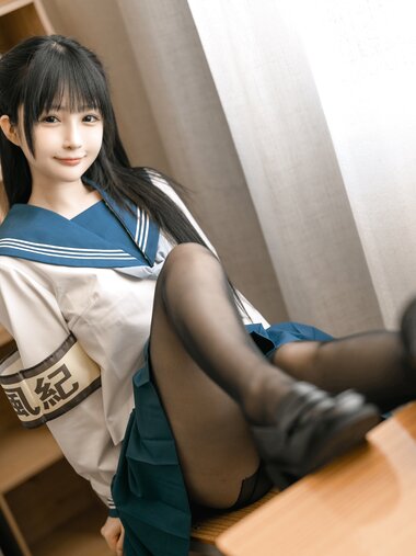 [COSPLAY] 桜井宁宁 – 风纪委员绅士版