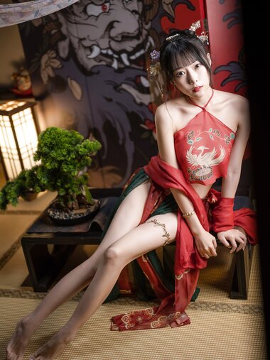 [COSPLAY] 香草喵露露 2022春节贺图
