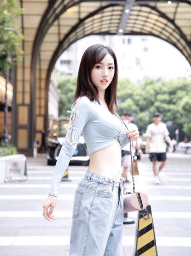 [XiuRen秀人网]2022.06.02 No.5097 西门小玉 牛仔裤美腿[67+1P／ 659M]