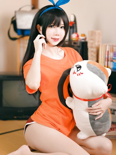 [Cosplay] Sally Dorasnow – Summer Ruka Sarashina (Rent-a-Girlfriend)