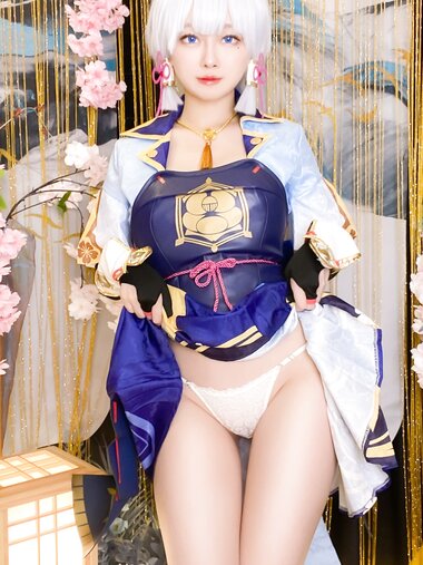 [Cosplay] Arty - Ayaka Kamisato 神かみ里さと綾あや華か