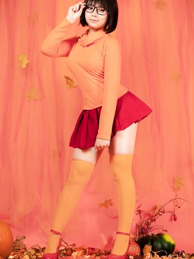 [Cosplay] Virtual Geisha - Velma Dinkley