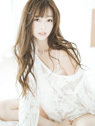 [Photobook] SAKU 林紗久羅 写真集
