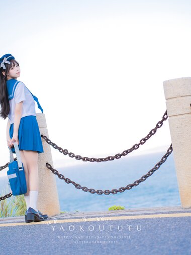 [Cosplay] 咬一口兔娘 体操部课后活动