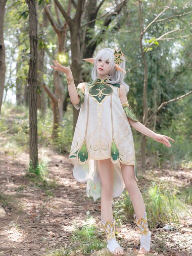 [Cosplay] 咬一口兔娘 万年萝莉纳西妲2