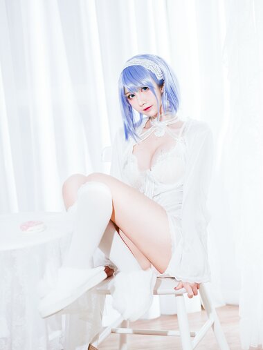 [Cosplay] 九曲Jean 恰巴耶夫睡衣