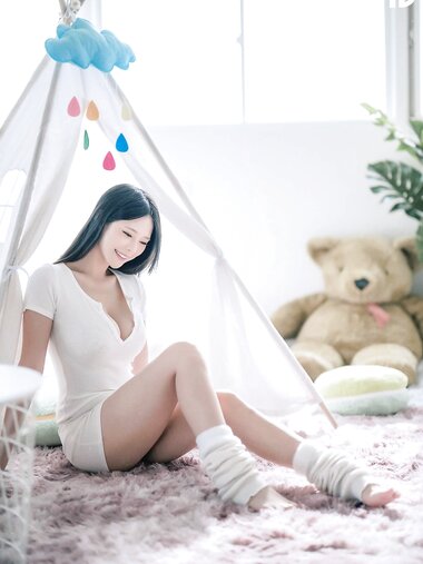 [JVID]【巨乳新人】謝夏天－近60萬粉絲的巨乳網紅直播主脫了[117P1V]