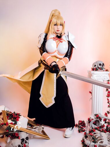 [Cosplay] Uy Uy - Darkness