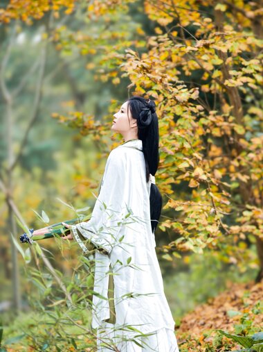 [Cosplay] 年年 – 秋兮 [44P-358M]