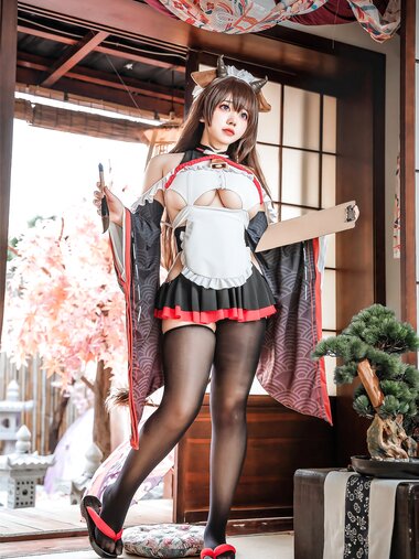 [Cosplay] Ganlory 啊日日 - Confused Maid 迷糊女仆