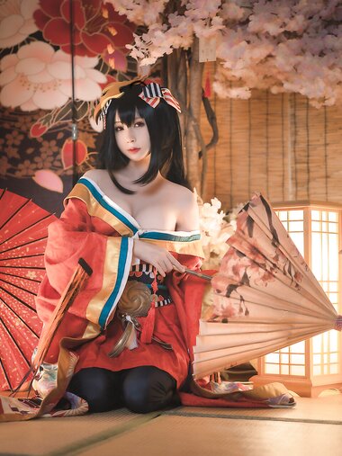 [Cosplay] Nanka Nishi-Zhengji 西园寺南歌 - Oho hide Taihou 大鳯 原皮