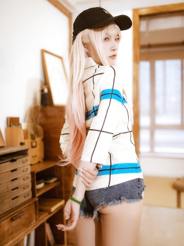 [Cosplay] 二佐Nisa 海梦 日常泳装