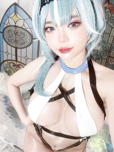 [Cosplay] ZinieQ Eula Genshin Impact