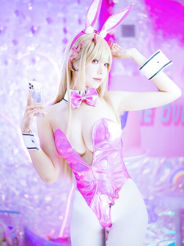 [Cosplay] Ely - Viper Bunny (NIKKE)