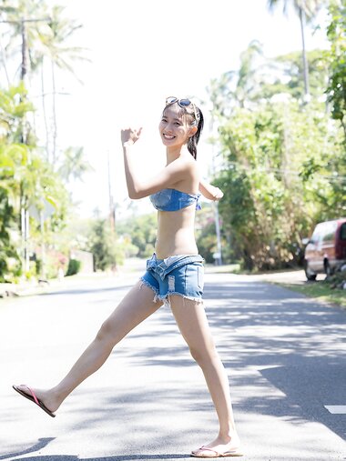 [Photobook] 2023.12.18 志田音々ハワイのねねまるホリデー 週刊ポストデジタル写真集