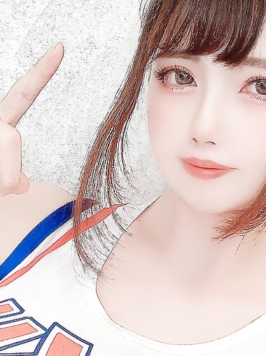 [Fantia] 2022年4月 Uriうり[77P2V-373MB]
