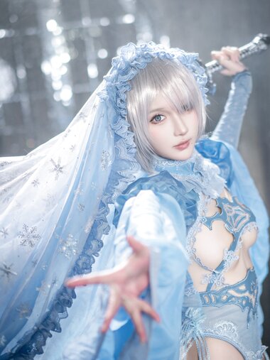 [Cosplay] 阿包也是兔娘 冰雪2B