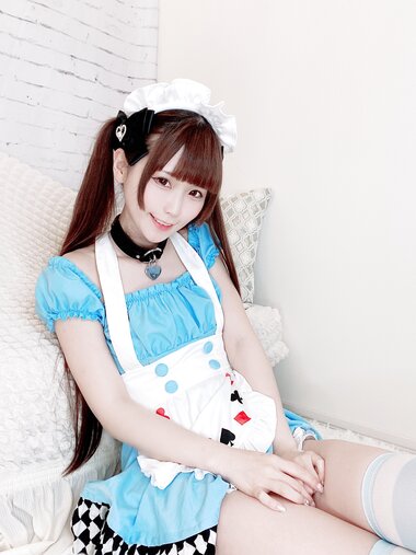 [Cosplay] Kururu Kurasaka 倉坂くるる - Alice