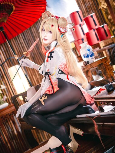 [Cosplay] 阿包也是兔娘 交错战线 咎瓦尤斯