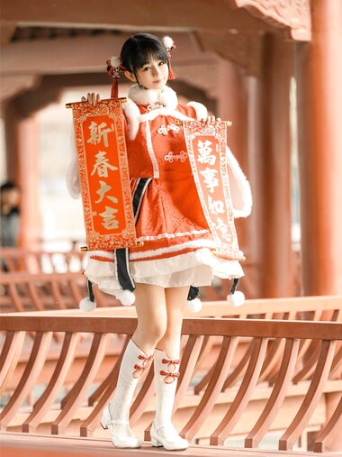 [Cosplay] 桜井宁宁 龙年新年篇