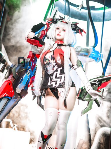 [Cosplay] Jiu Yan 九言 - Crossed Fronts - Nagaling 交错战线 - 纳格陵
