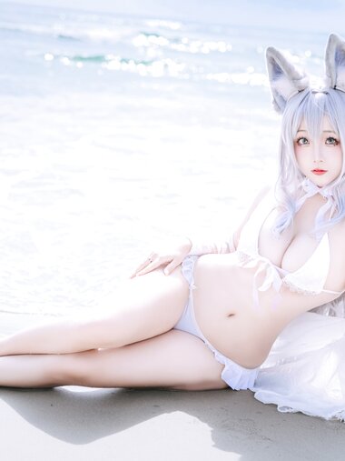 [Cosplay] 日奈娇 信浓泳装