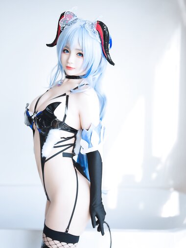 [Cosplay] Sakurai Ningning 桜井宁宁 - Ganyu 甘雨