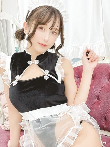 [Fantia] 2023年7月 いくみ – (193iKkyu3)