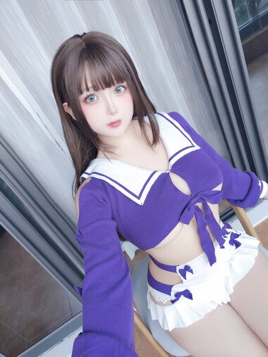 [Cosplay] 日奈娇 学生妹自拍