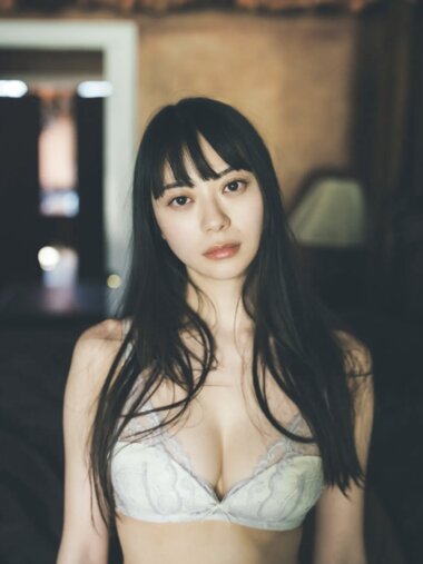 [Photobook] 山下リオ 赤裸々な女神 (FRIDAY GOLD)