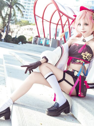 [Cosplay] Aiwest 艾西 - Birds and Love 花鸟与情