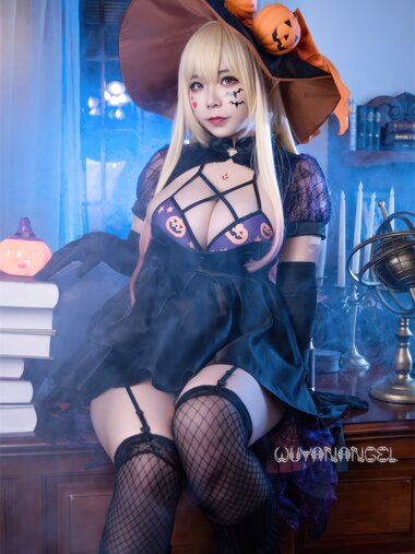 [Cosplay] 自闭颜球球 无颜小天使wy 喜多川海梦万圣节