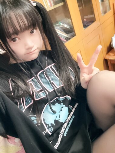 [Cosplay] 神沢永莉 别看大姐姐啦