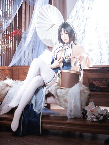 [Cosplay] 封疆疆v 定安旗袍