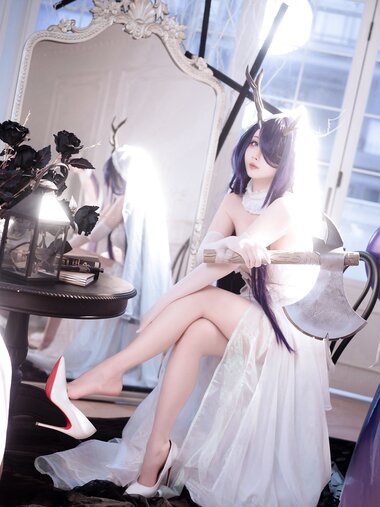 [Cosplay] rioko凉凉子 碧蓝航线 金鹿号