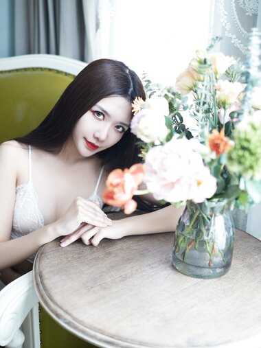 [Cosplay] 源纱希喵喵喵 热天午后