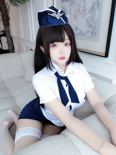 [Cosplay] 日奈娇 空姐