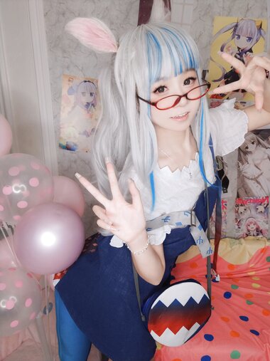 [Cosplay] YaoYaoQwQ 軟妹搖搖樂 - Gura がうる・ぐら
