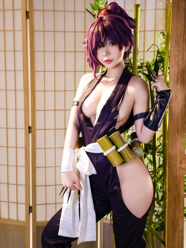 [Cosplay] Umeko J - Yuzuriha