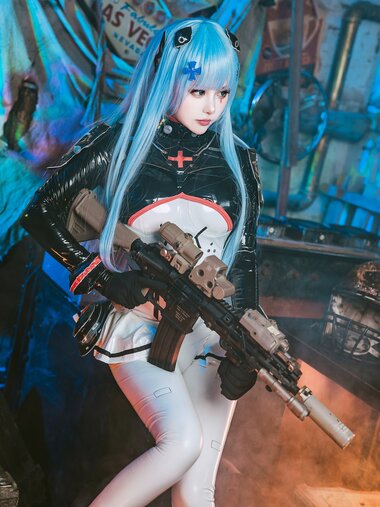 [Cosplay] 凛子酱 hk416